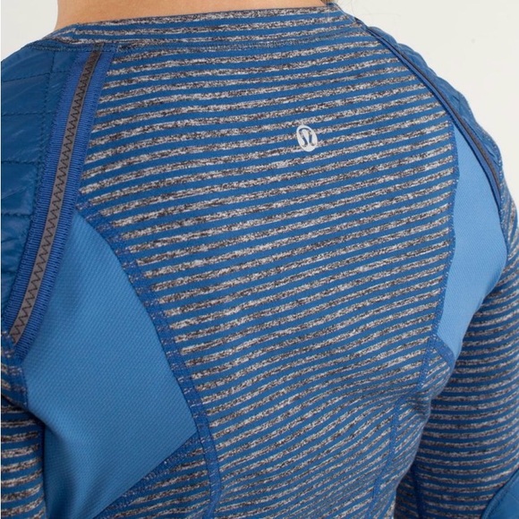 lululemon athletica Navy and Light Blue Long Sleeve Top - Picture 4 of 8